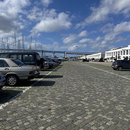 ホテル Lisbon Cosy Boat エクステリア 写真