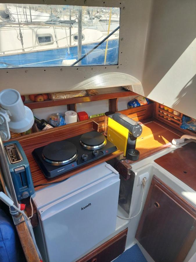 ホテル Lisbon Cosy Boat エクステリア 写真