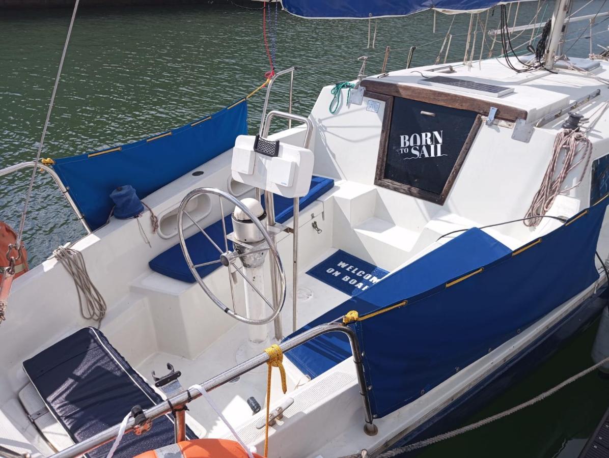 ホテル Lisbon Cosy Boat エクステリア 写真