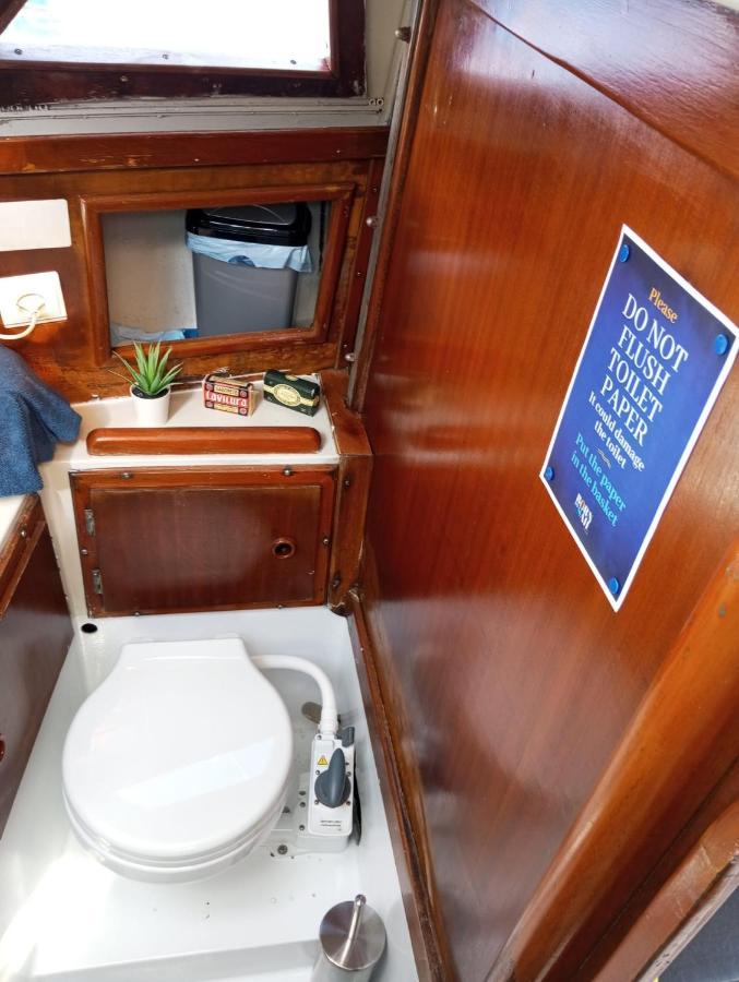 ホテル Lisbon Cosy Boat エクステリア 写真